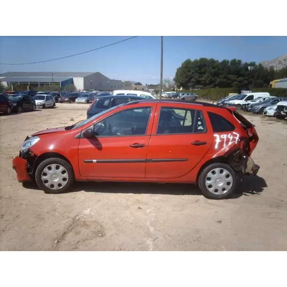 RENAULT CLIO GRANDTOUR '2008 AUTHENTIQUE ROJO
