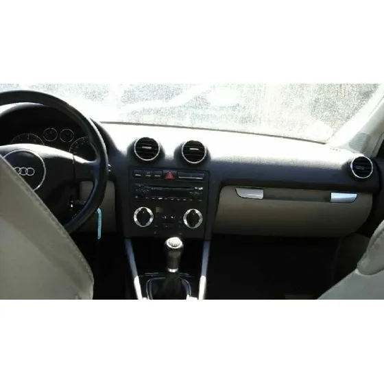 AUDI A3 (8P) '2003 2.0 FSI AMBITION NEGRO