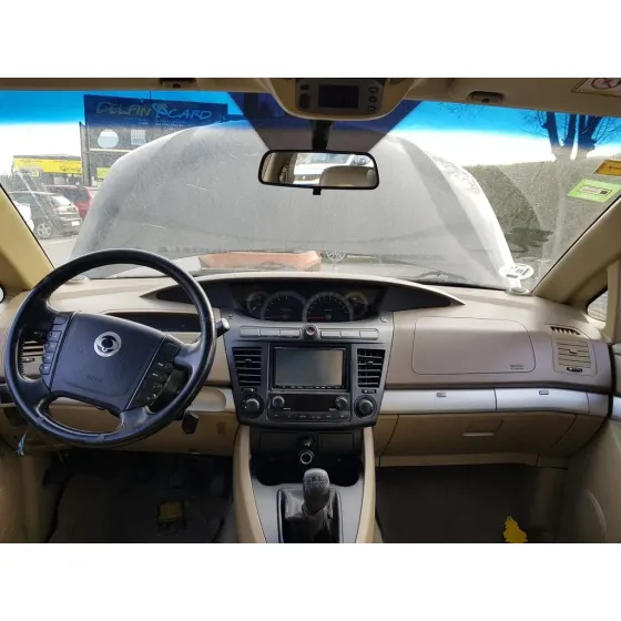 SSANGYONG RODIUS '2007 XDI NEGRO