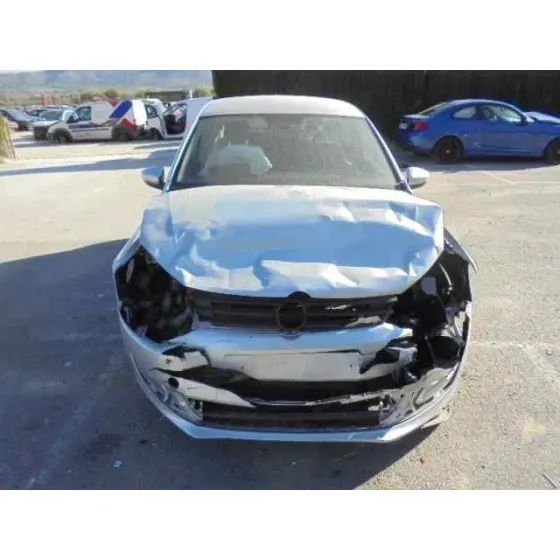 VOLKSWAGEN POLO (6R1) '2010 ADVANCE GRIS