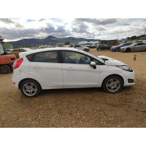 FORD FIESTA (CCN) '2013 TITANIUM BLANCO