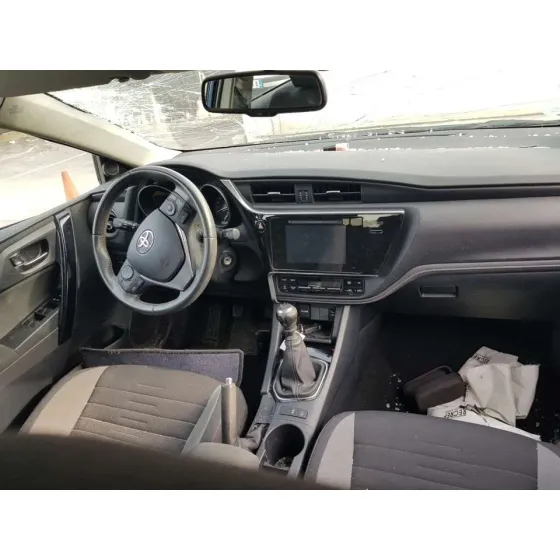 TOYOTA AURIS '2016 ACTIVE AZUL
