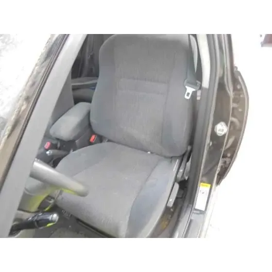 TOYOTA COROLLA (E12) '2003 1.6 LINEA SOL BERLINA 3/5 NEGRO