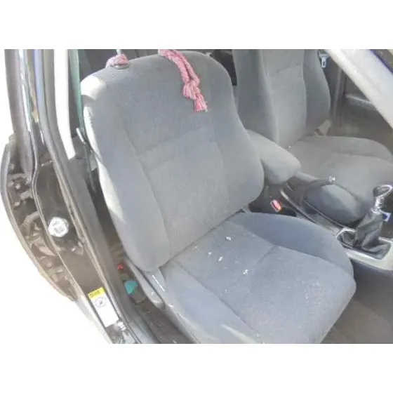 TOYOTA COROLLA (E12) '2003 1.6 LINEA SOL BERLINA 3/5 NEGRO