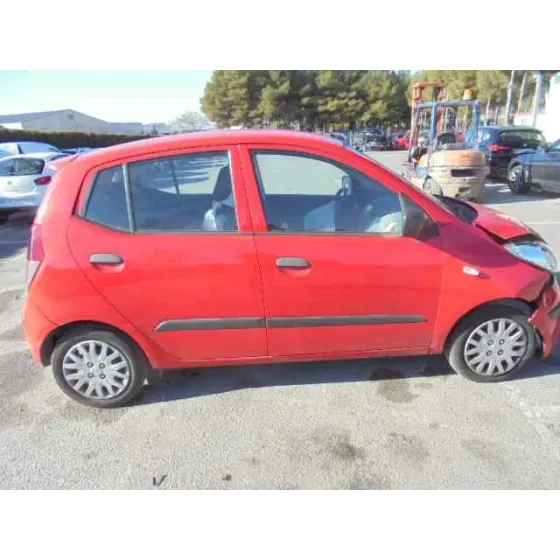 HYUNDAI I10 '2011 CLASSIC ROJO