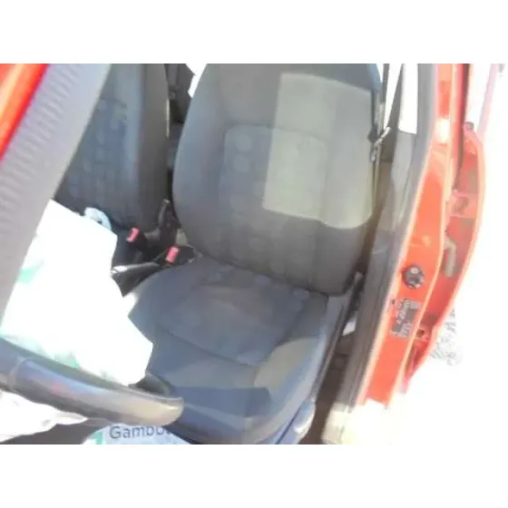 HYUNDAI I10 '2011 CLASSIC ROJO