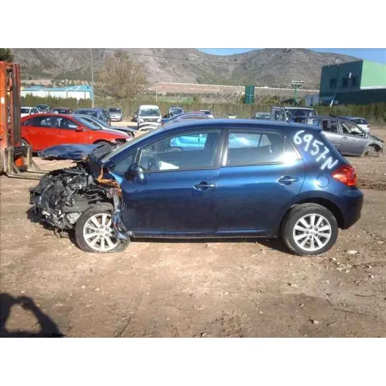 TOYOTA AURIS '2006 2.0 D-4D CAT AZUL