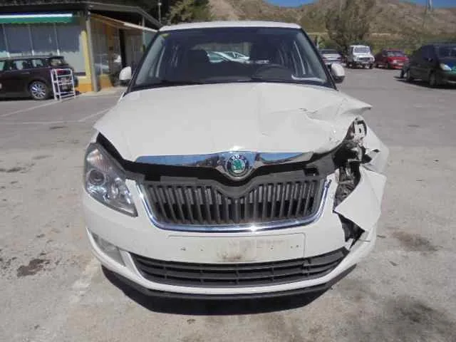 SKODA FABIA (5J2 ) SKODA FABIA (5J2 ) '2011 ACTIVE BLANCO 2011