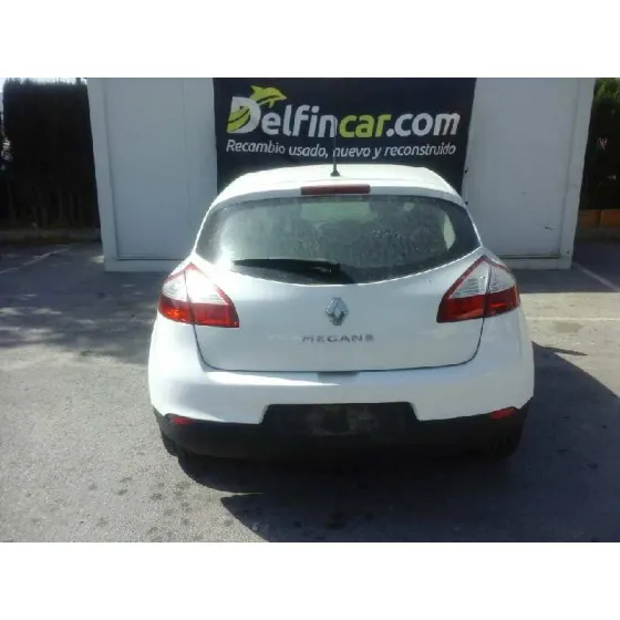 RENAULT MEGANE III BERLINA 5 P '2011 DYNAMIQUE BLANCO