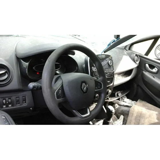 RENAULT CLIO IV '2017 LIMITED BLANCO