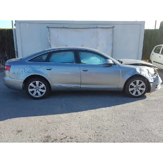 AUDI A6 BERLINA (4F2) '2010 2.7 TDI QUATTRO GRIS