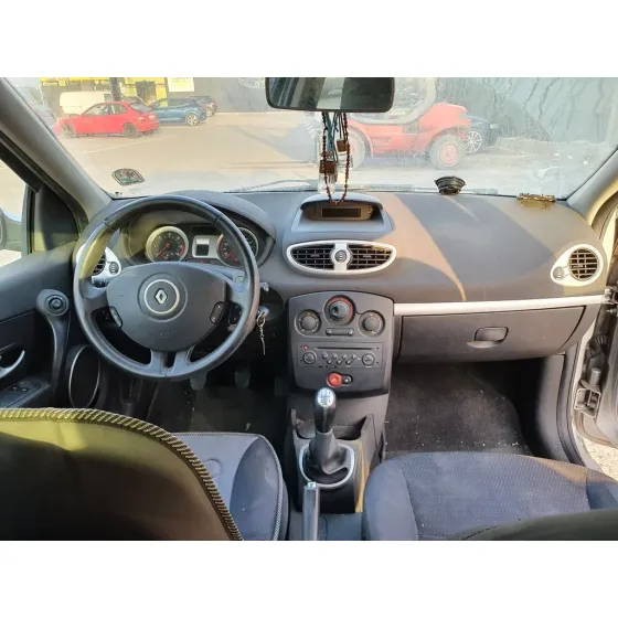 RENAULT CLIO GRANDTOUR '2008 AUTHENTIQUE GRIS