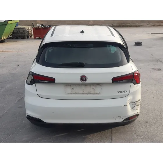 Fiat TIPO HATCHBACK (356_, 357_) 2016