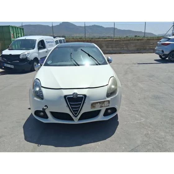 Alfa Romeo GIULIETTA (940_) 2010