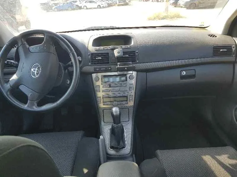 TOYOTA AVENSIS BERLINA (T25) '2005 SOL GRIS