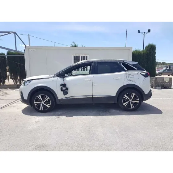 PEUGEOT 3008 '2018 GT LINE BLANCO