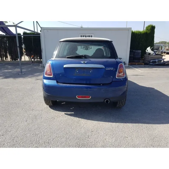 MINI MINI (R56) '2007 COOPER D AZUL