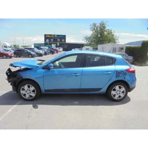 RENAULT MEGANE III BERLINA 5 P '2012 DYNAMIQUE AZUL