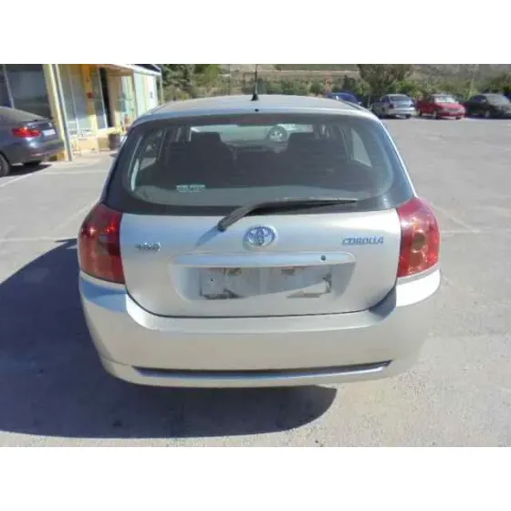 TOYOTA COROLLA (E12) '2006 1.6 LINEA LUNA BERLINA DORADO