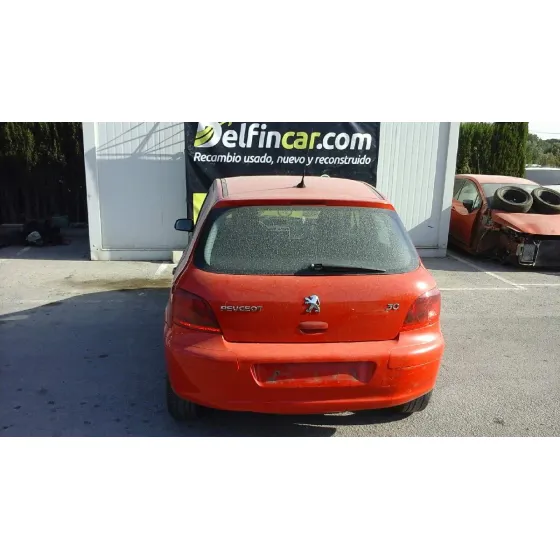 PEUGEOT 307 (S1) '2002 XS ROJO