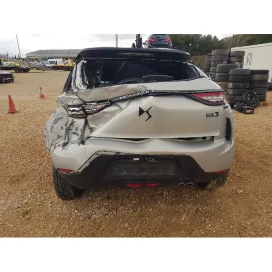 DS 3 CROSSBACK '2023 PERFORMANCE LINE GRIS