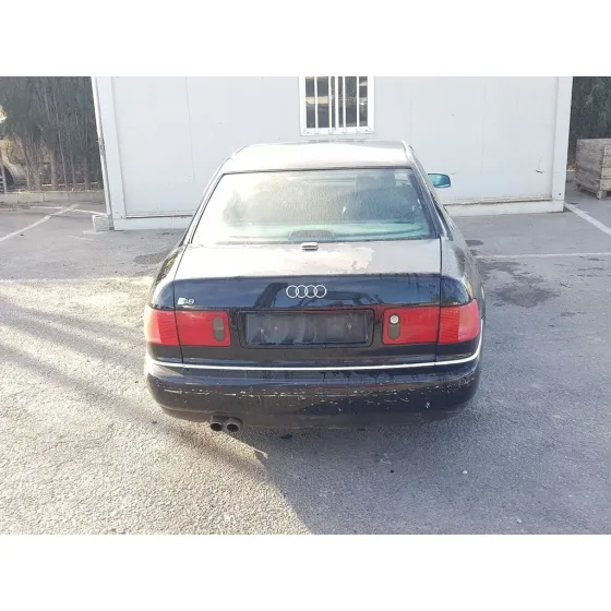 AUDI S8 (D2) '2001 4.2 NEGRO