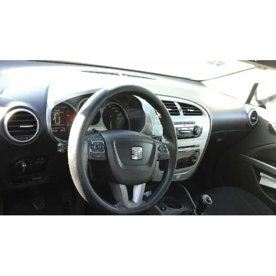 SEAT LEON (1P1) '2010 REFERENCE NEGRO
