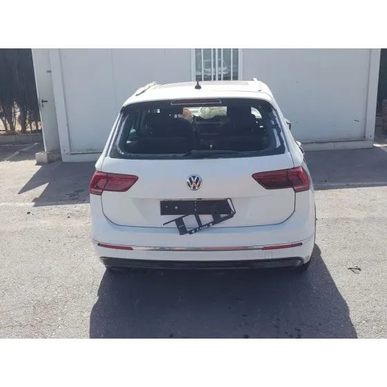 VOLKSWAGEN TIGUAN '2019 ADVANCE BMT BLANCO