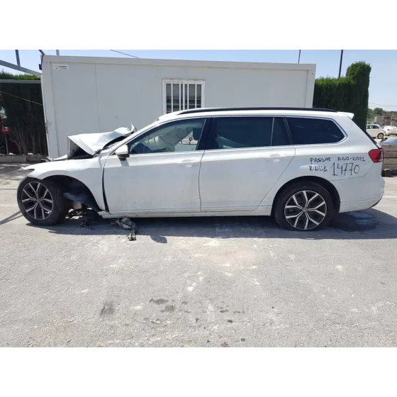 VOLKSWAGEN PASSAT VARIANT (CB5) '2021 BUSINESS BLANCO