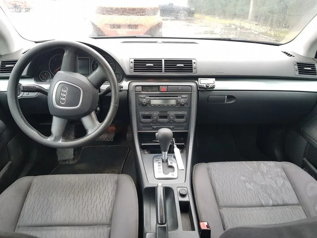 AUDI A4 BERLINA (8E) '2005 2.0 TDI 16V (103KW) GRIS SOCURO