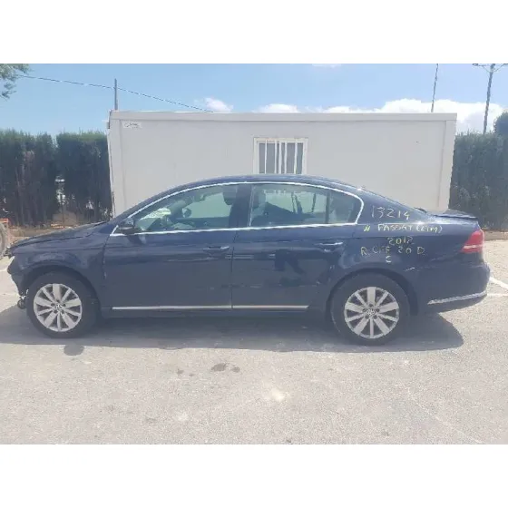 VOLKSWAGEN PASSAT LIM. (362) '2012 HIGHLINE BLUEMOTION AZUL