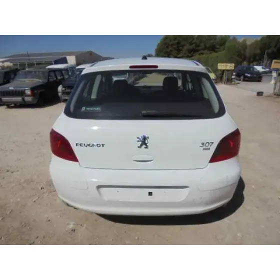 PEUGEOT 307 BERLINA (S2) '2001 XS BLANCO