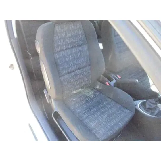 PEUGEOT 307 BERLINA (S2) '2001 XS BLANCO