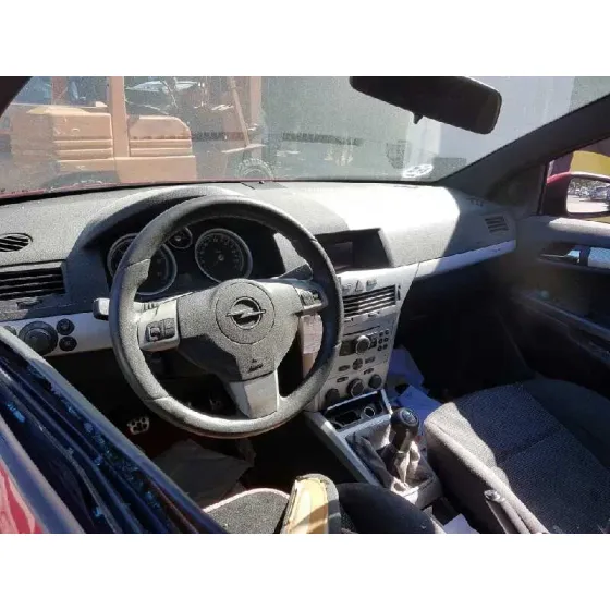 OPEL ASTRA GTC '2006 SPORT ROJO