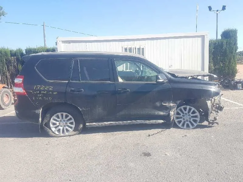 TOYOTA LAND CRUISER (J15) '2013 BASIS NEGRO