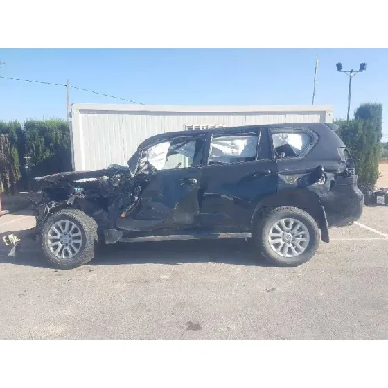 TOYOTA LAND CRUISER (J15) '2013 BASIS NEGRO