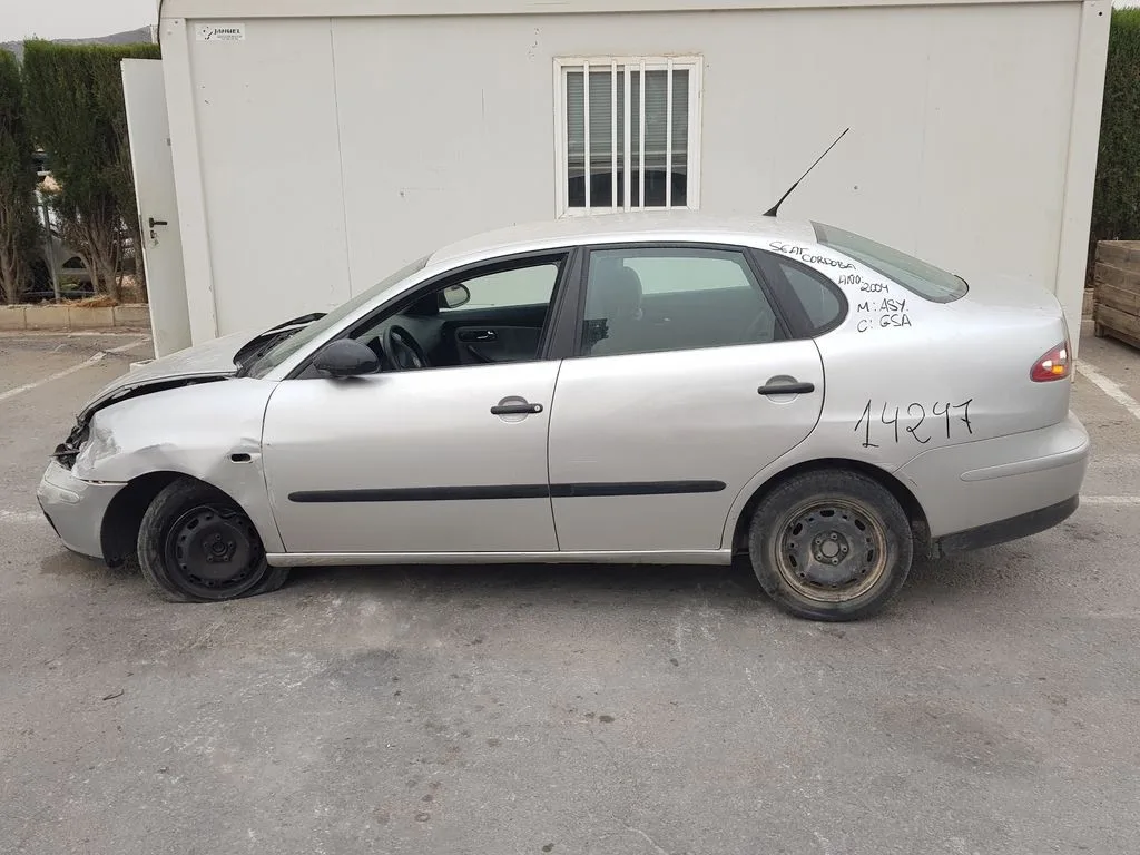 SEAT CORDOBA BERLINA (6L2) '2004 FRESH GRIS