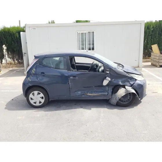 TOYOTA AYGO '2015 X-CITE GRIS OSCURO
