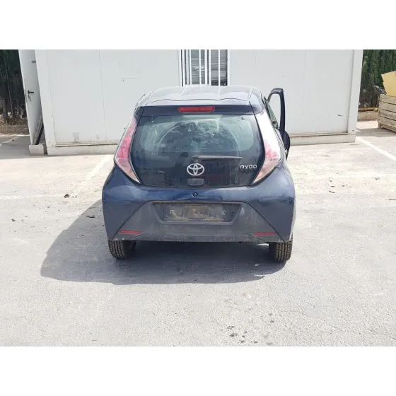 TOYOTA AYGO '2015 X-CITE GRIS OSCURO