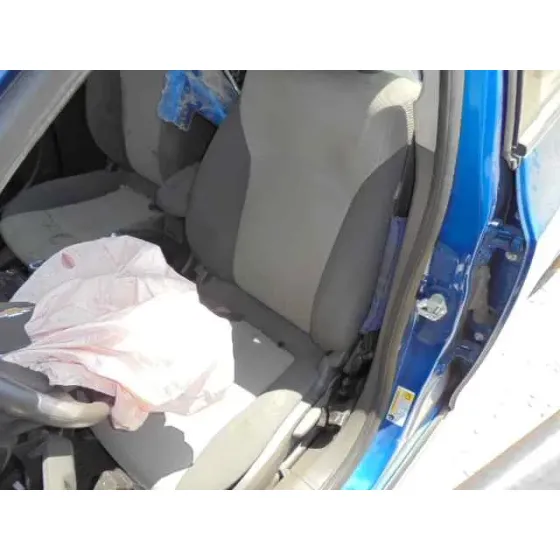 CHEVROLET CRUZE '2011 LS AZUL
