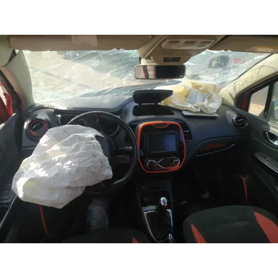 RENAULT CAPTUR '2015 ZEN MARRON-NEGRO