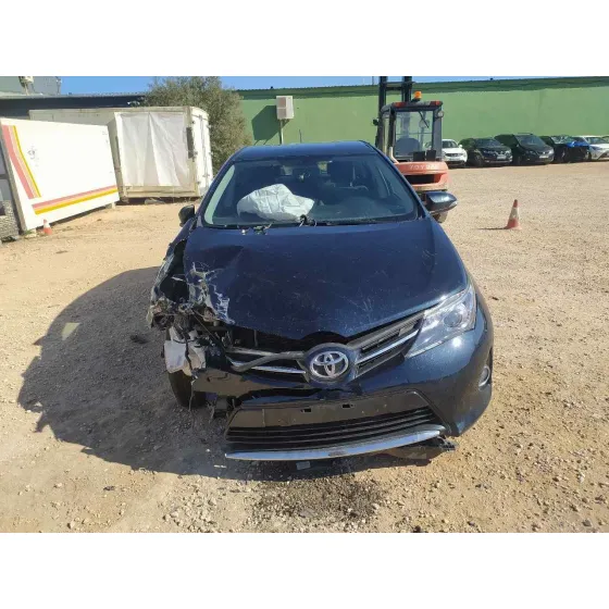 TOYOTA AURIS '2013 ACTIVE NEGRO
