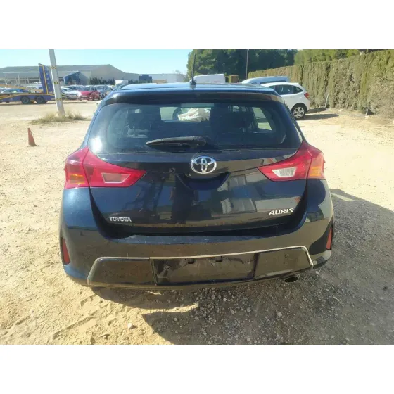 TOYOTA AURIS '2013 ACTIVE NEGRO