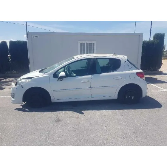 PEUGEOT 207 '2011 CONFORT BLANCO