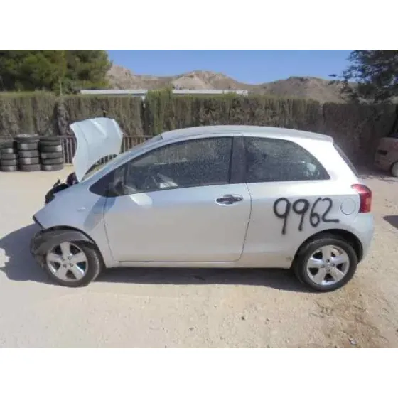 TOYOTA YARIS (KSP9/SCP9/NLP9) '2009 BASICO GRIS
