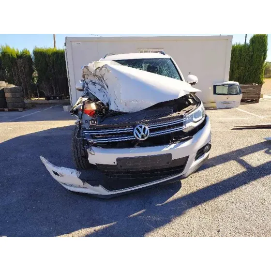 VOLKSWAGEN TIGUAN (5N2) '2012 ADVANCE BLUEMOTION BLANCO