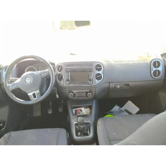 VOLKSWAGEN TIGUAN (5N2) '2012 ADVANCE BLUEMOTION BLANCO