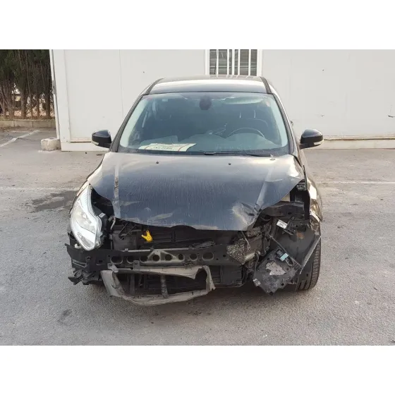FORD FOCUS LIM. (CB8) '2011 TREND NEGRO