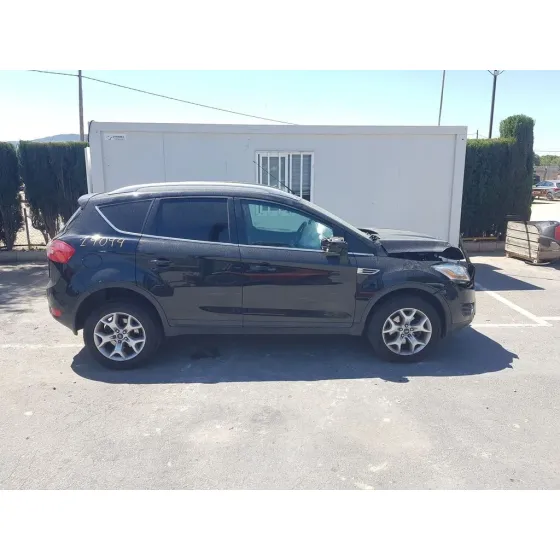 FORD KUGA (CBV) '2010 TITANIUM NEGRO