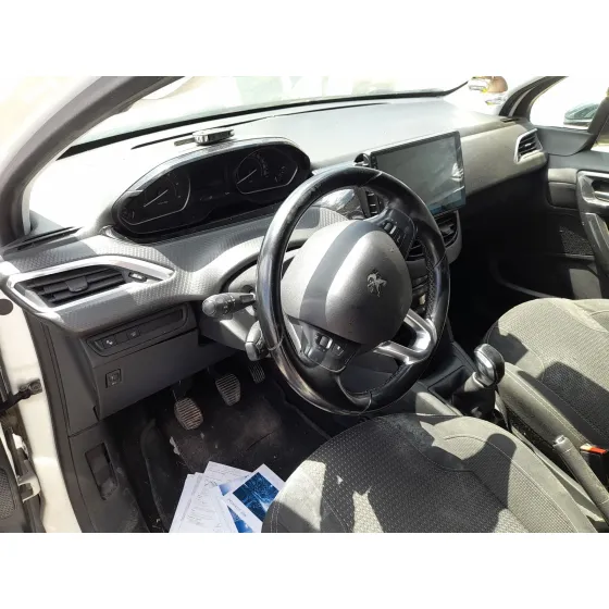 Peugeot 208 I (CA_, CC_) 2018